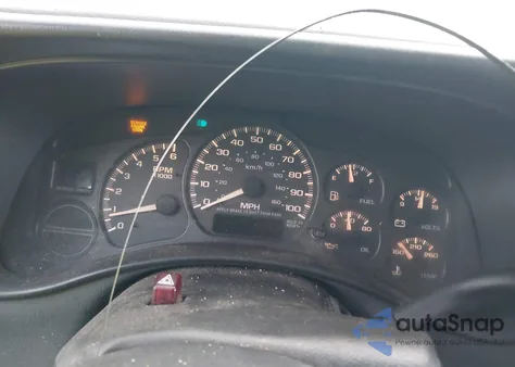 2002 Chevrolet Avalanche 1500 from USA, damaged, VIN 3GNEC13TX2G288382